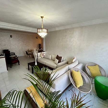 Bel Appartement Avec Une Belle Vue Sur La Grande Mosquee Hassan II Et La Mer Casablanca Exterior foto